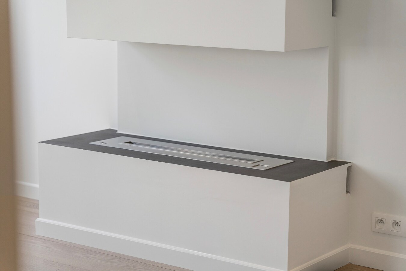 Luxueuze totaalrenovatie | ruim 2 slaapkamer appartement met terras 