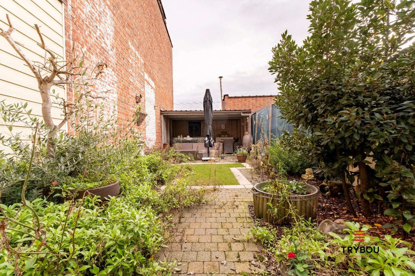 Centraal gelegen woning met tuin 