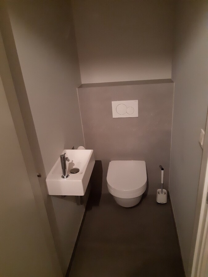 Uitstekend gelegen BEN-appartement in hartje Asper. 