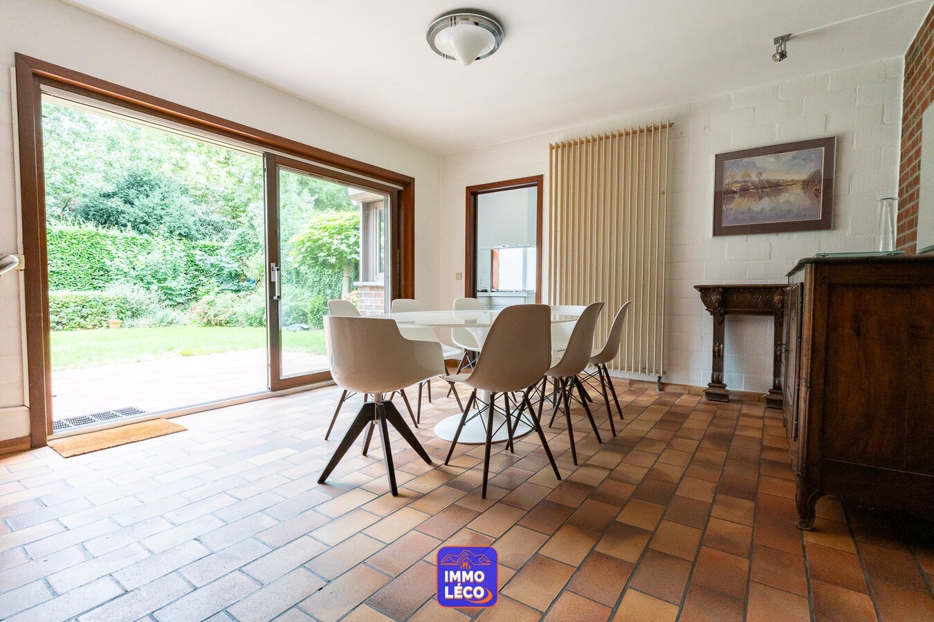 Maison d'architecte avec profession libérale, double garage, jardin, CENTRE-VILLE ! 