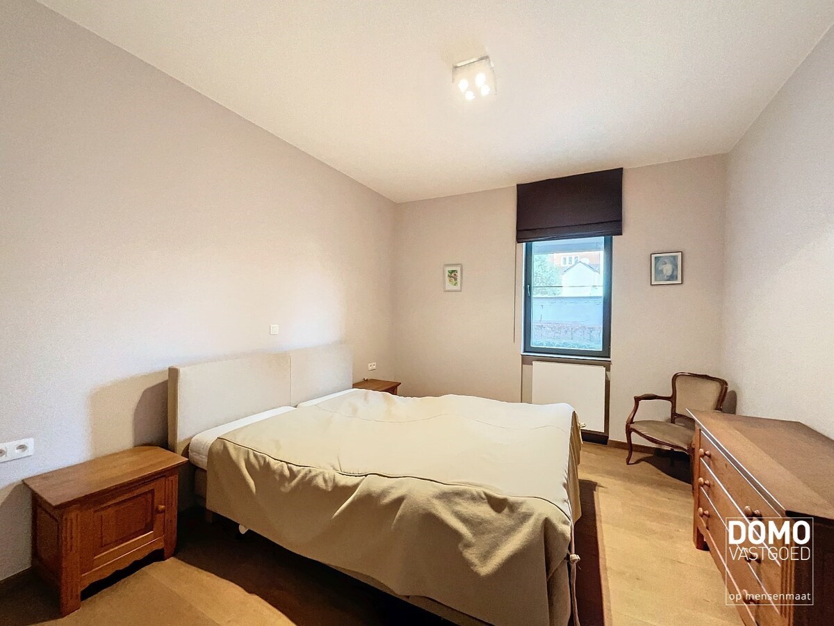 Ruim appartement met tuinterras, garage en 2 slaapkamers in Hasselt 