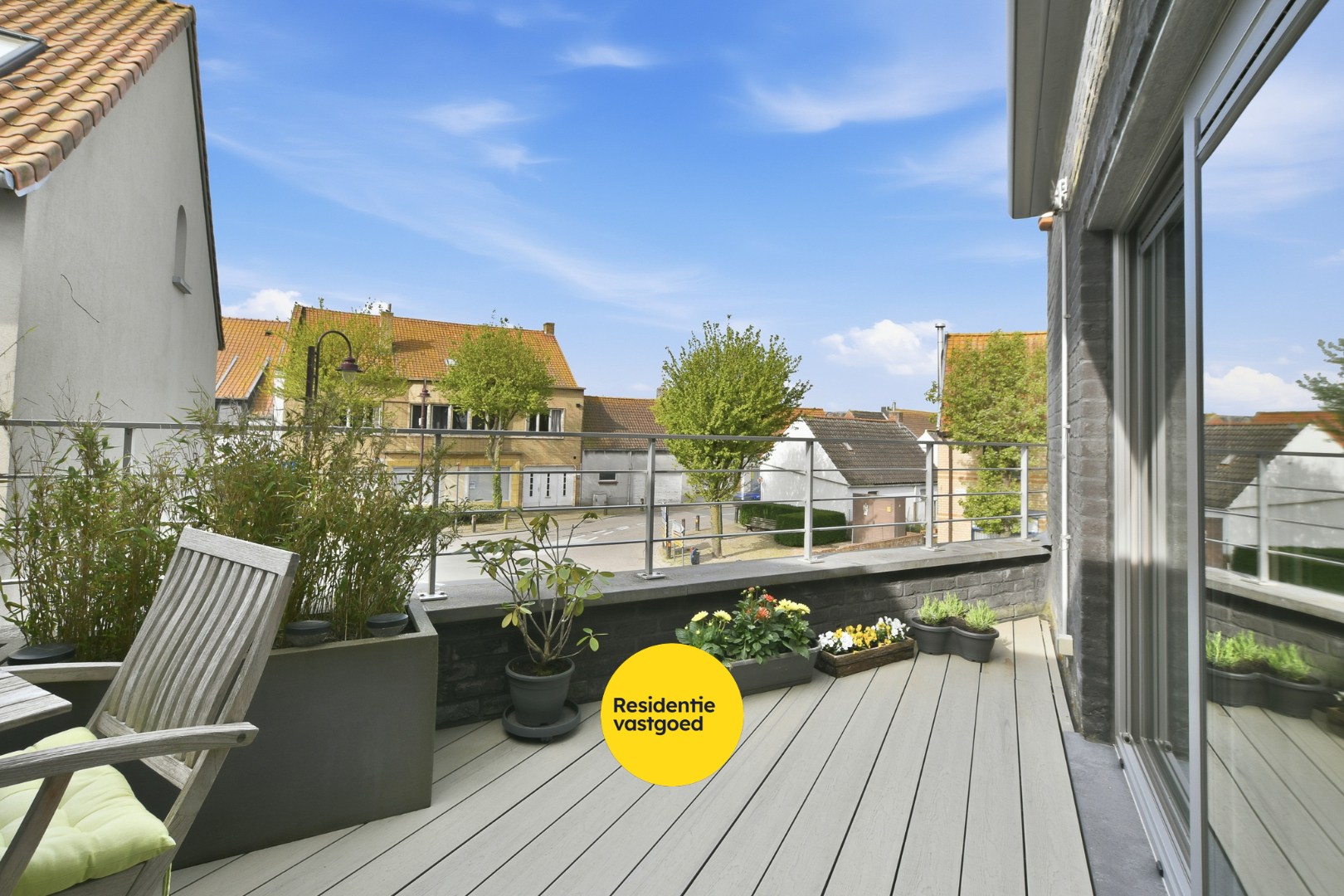 Onmiddellijk beschikbaar energiezuinig appartement met 2 slaapkamers in De Haan 