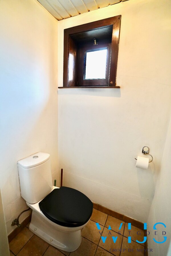 Te renoveren woonhuis op 430m² te Rieme/ Ertvelde ! 