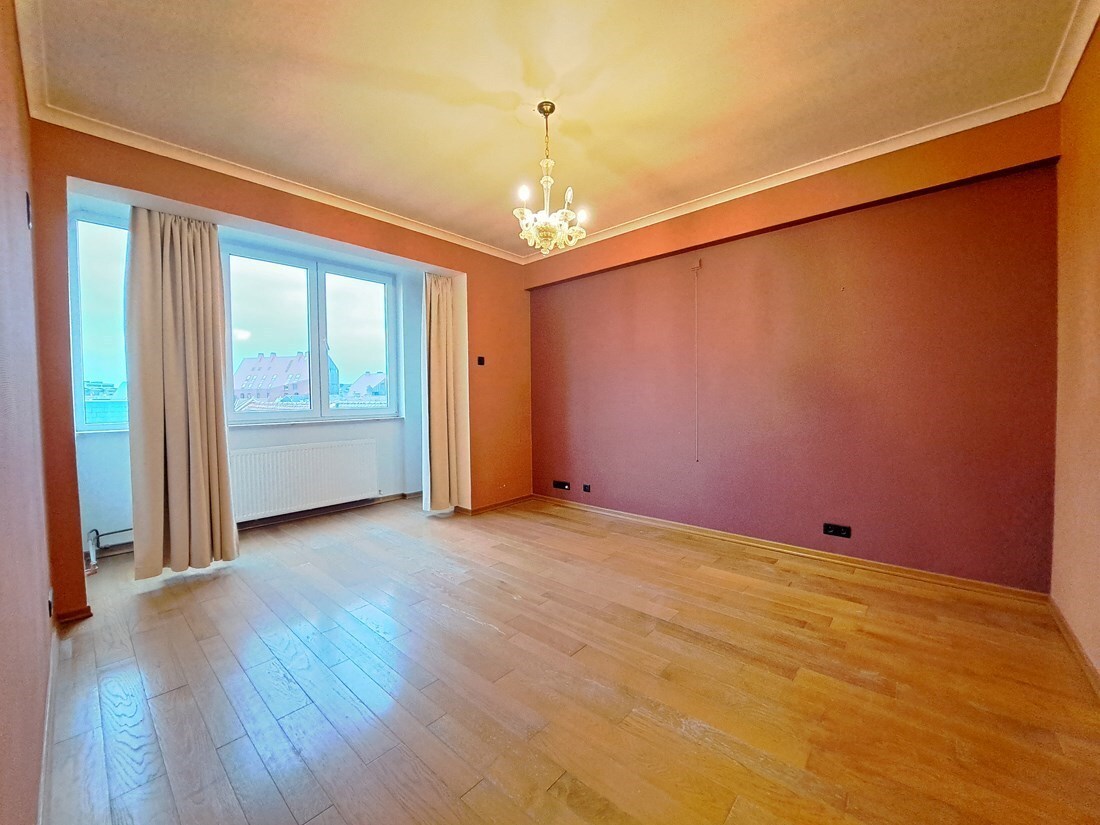 Ruim appartement met 3 slaapkamers te Hasselt centrum 