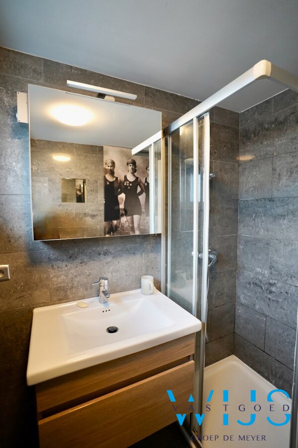 Gezellig tweeslaapkamer appartement met terras te Assenede ! 