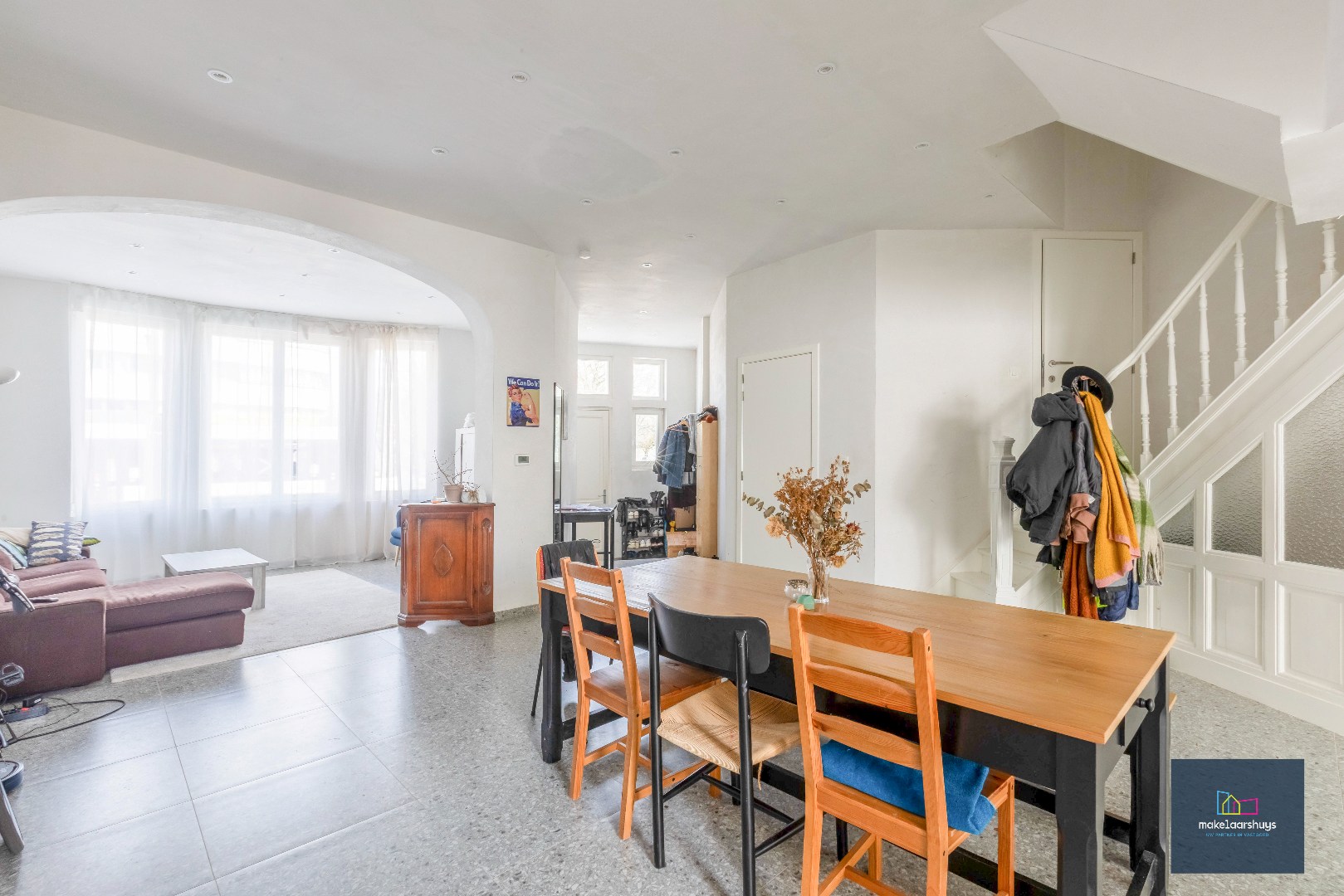 Opbrengsteigendom met 9 kamers - "COHOUSING" 