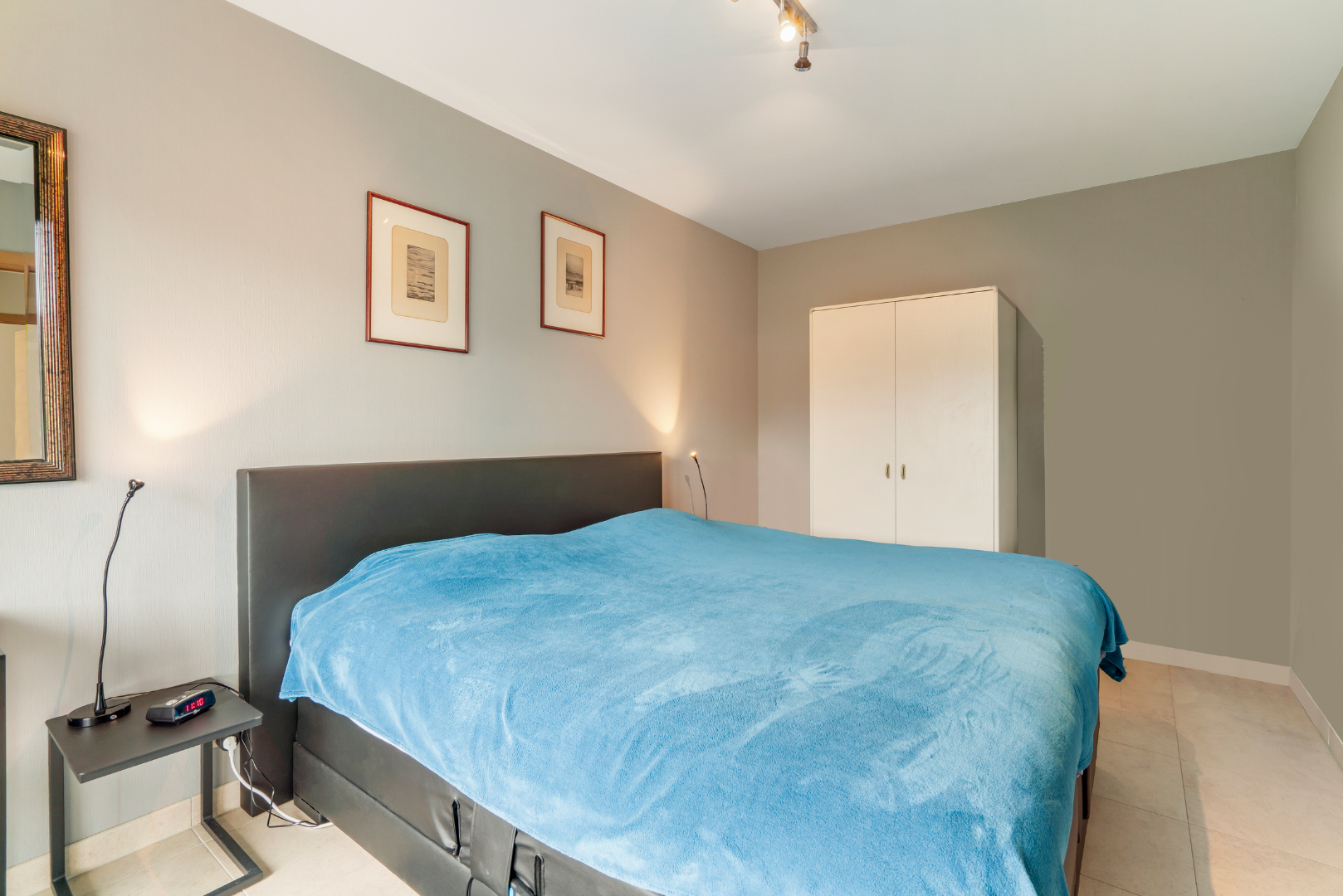 VAKANTIE APPARTEMENT MET ZONNIGE TUIN (VAKANTIEVERHUUR) 