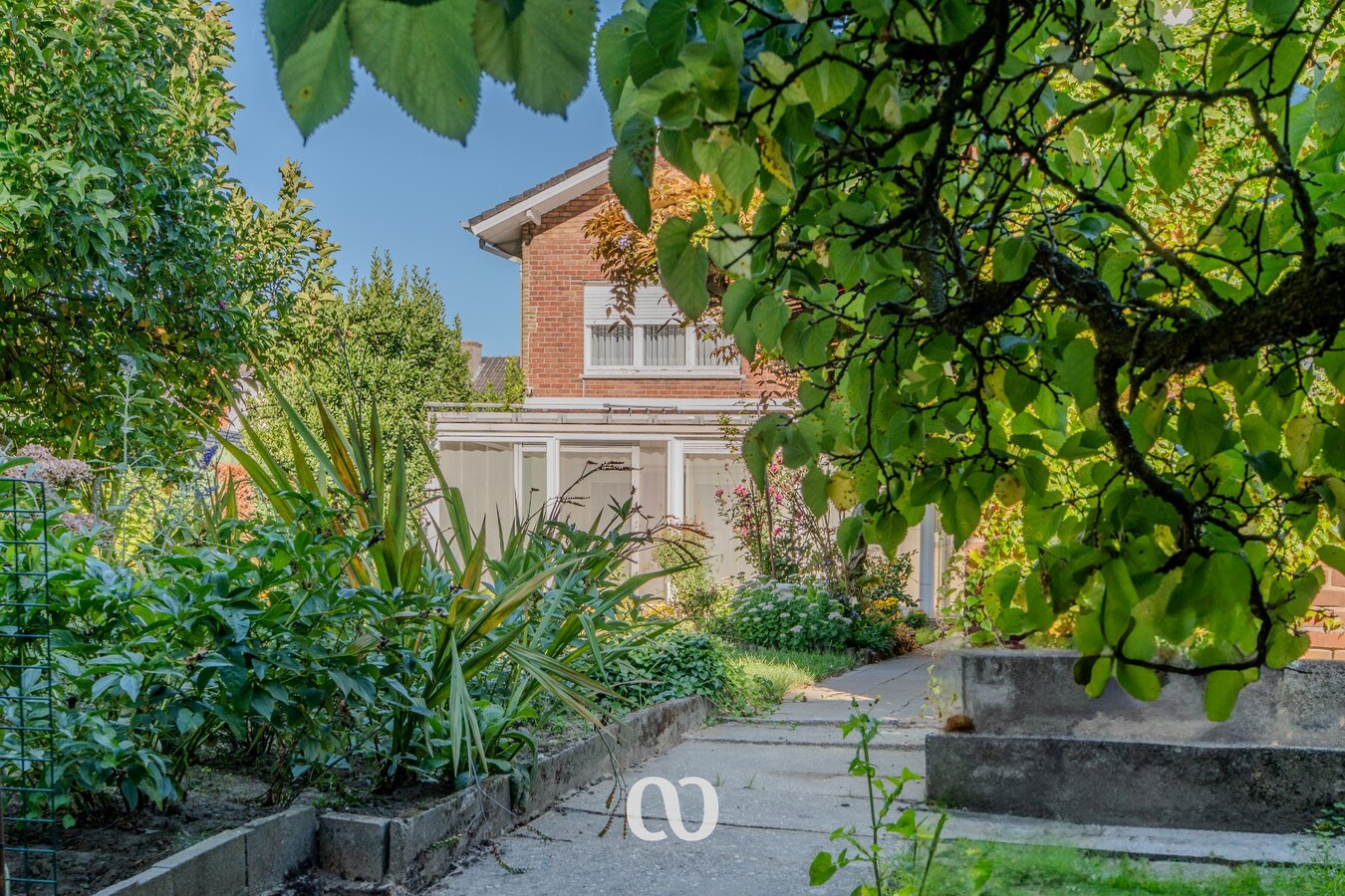 Ruime villa met grote tuin in centrum Oudenaarde 