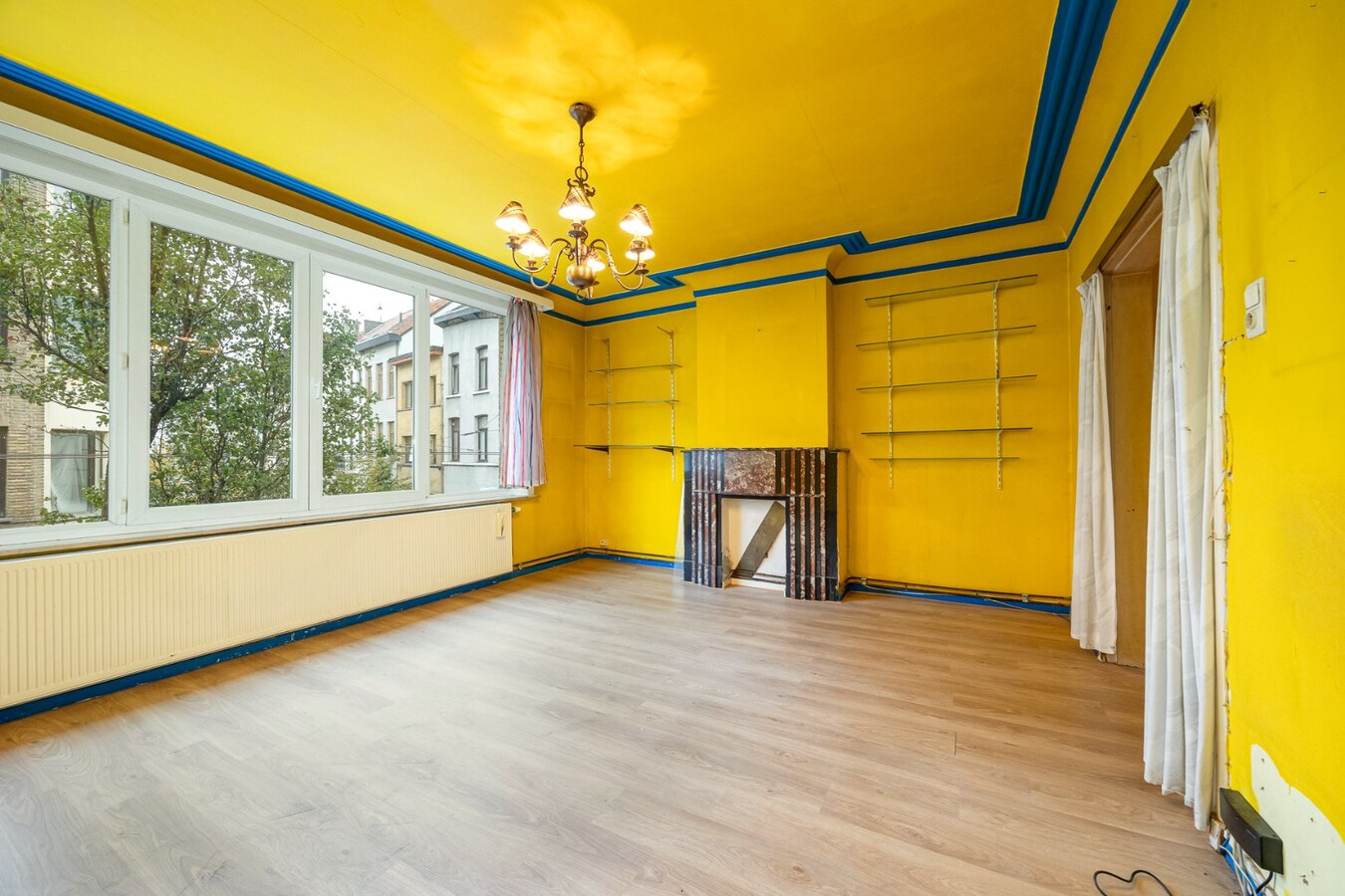 Opbrengsteigendom met 4 units en tuin te Antwerpen Centrum! 