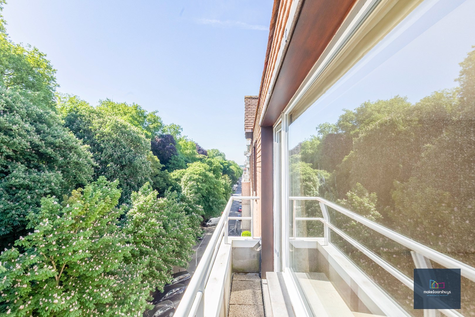 Gunstig gelegen 2slp. app. met zonnig terras ( 25m²) nabij het Citadelpark 