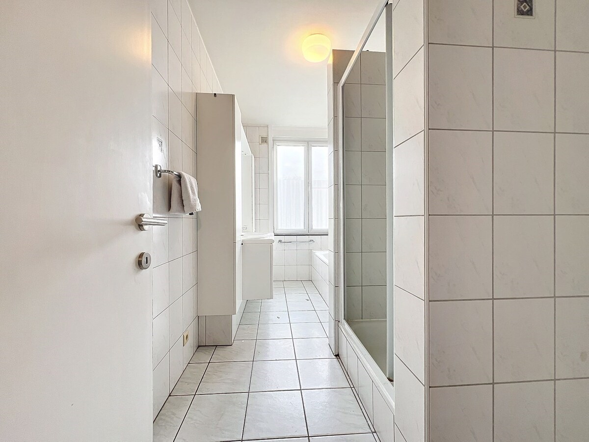 Energiezuinig, ruim tweekamerappartement (115m²) te centrum Deinze 