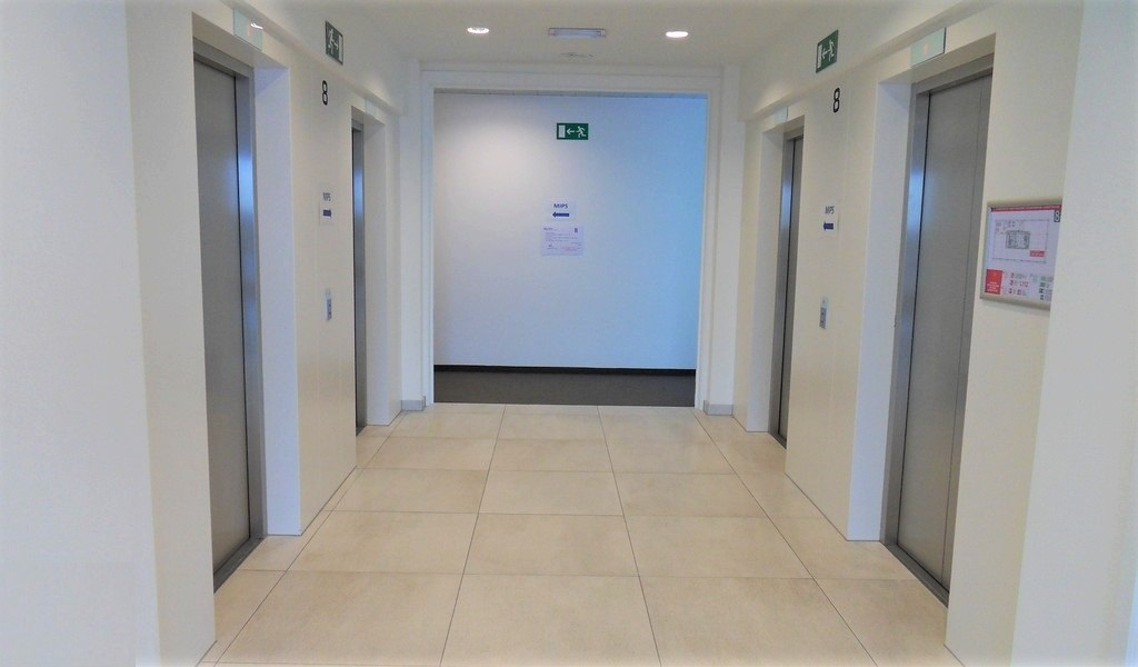 Kantoren te huur in Blue Towers vlakbij klaverblad in Gent