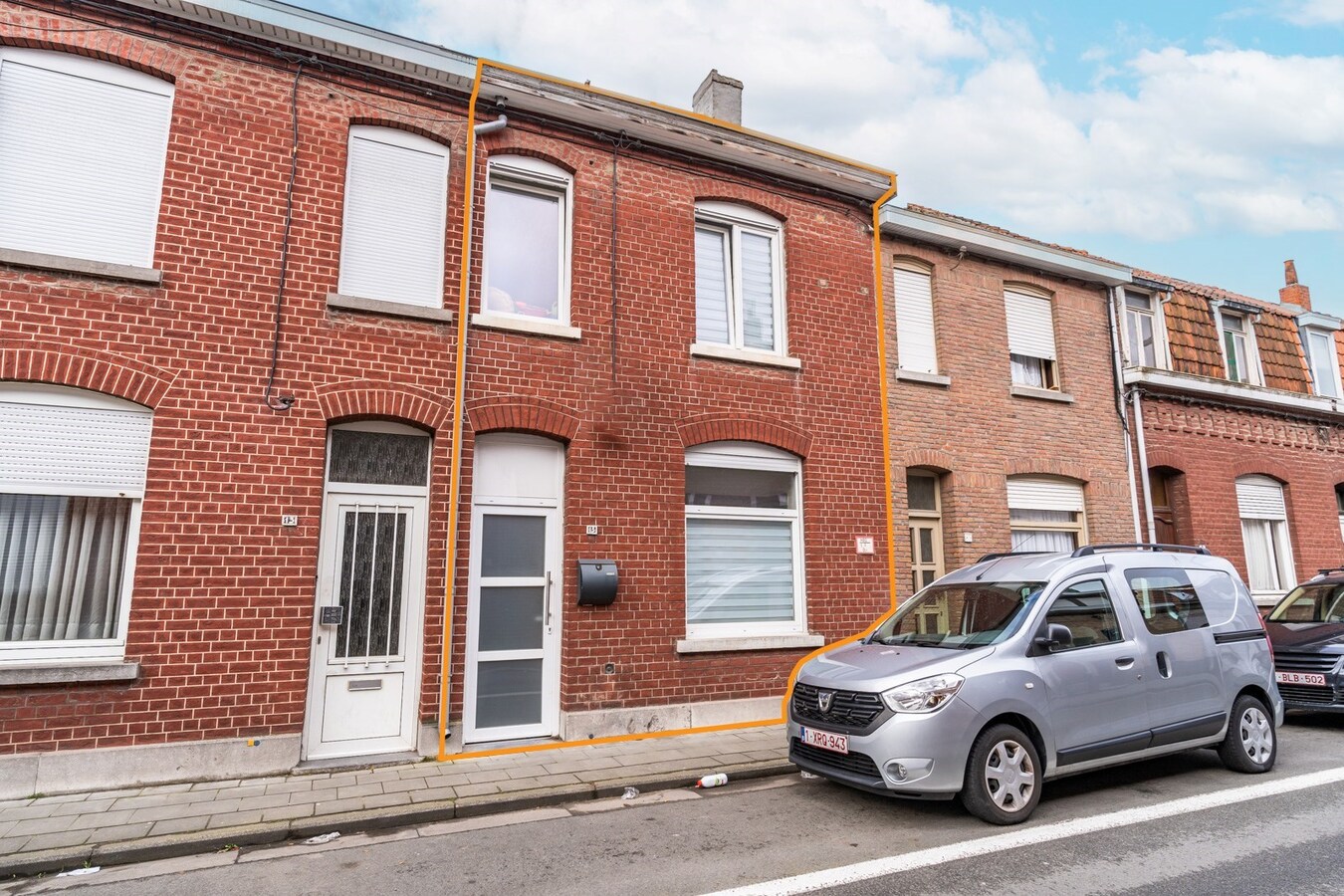 Maison rénovée offrant de beaux volumes avec 4 chambres, terrasse et jardin ! 