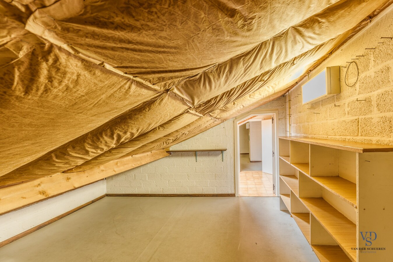 Bijzonder ruime (295m²) gezinswoning in Asper 