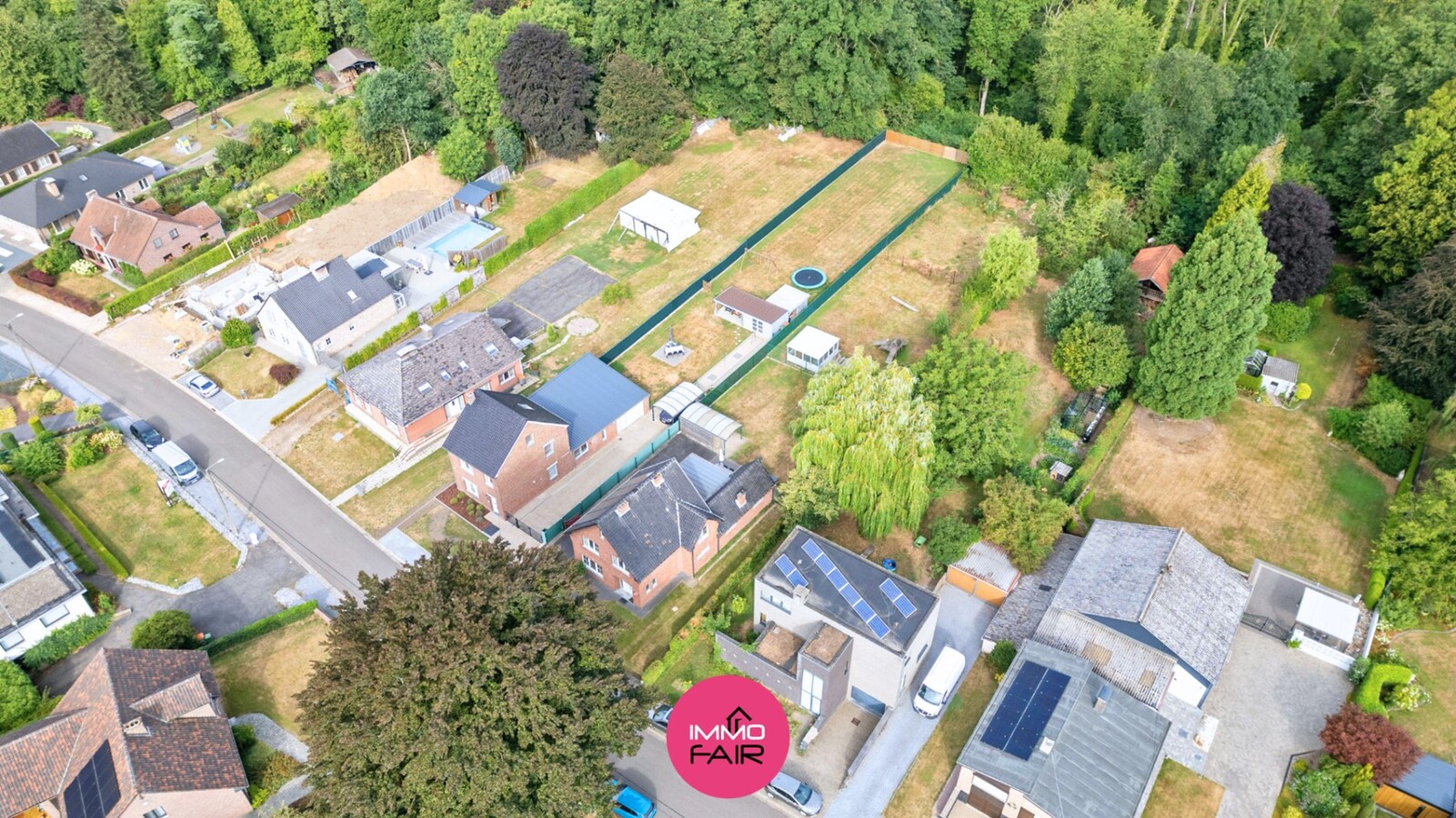 Royale, instapklare gezinswoning op geliefde locatie 