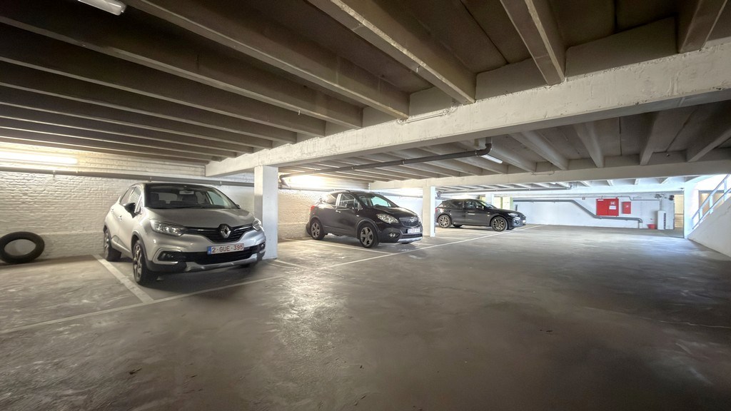 Ingedeelde kantoren te huur nabij station Antwerpen-Centraal