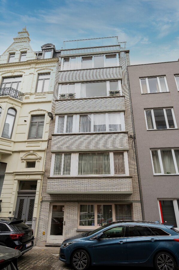 KNAP APPARTEMENT NABIJ LEOPOLDPARK 