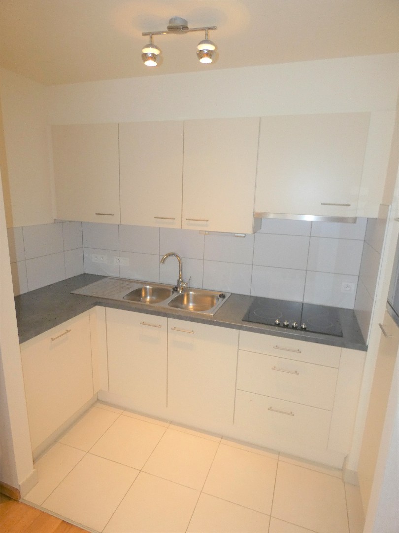 Centraal gelegen 1-slaapkamer appartement met zonnig terras, Torhout 