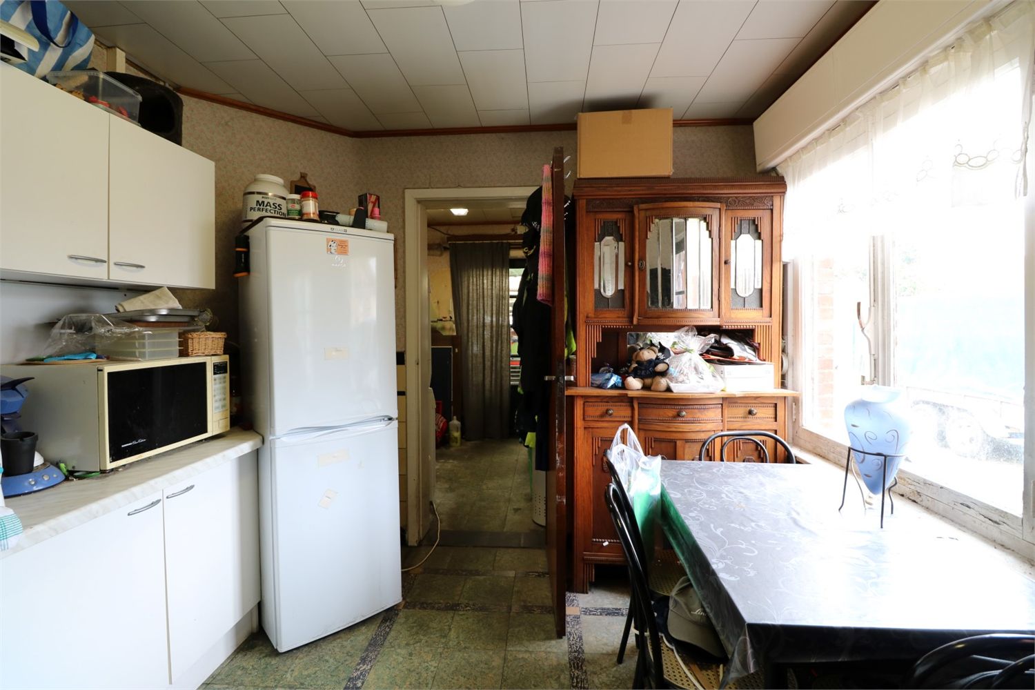 Te renoveren woning met veel mogelijkheden 