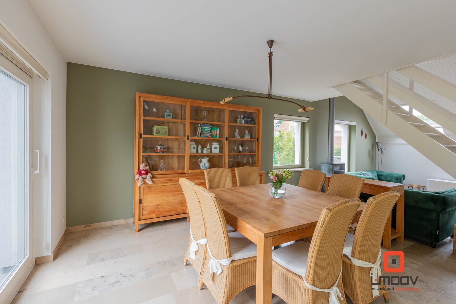 Mooie, rustig gelegen villa, op een perceel van 12a 65ca te Viane (Geraardsbergen) 