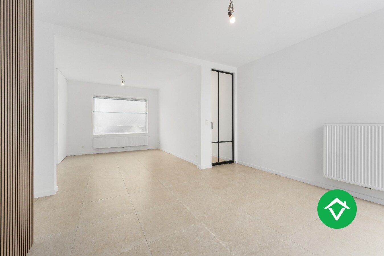 Volledig gerenoveerde woning (EPB B) met garage op topligging te Eernegem 