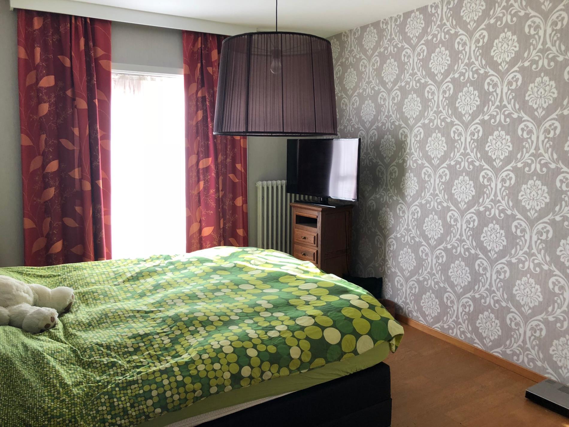 Ruim appartement met 3 slaapkamers en garage 