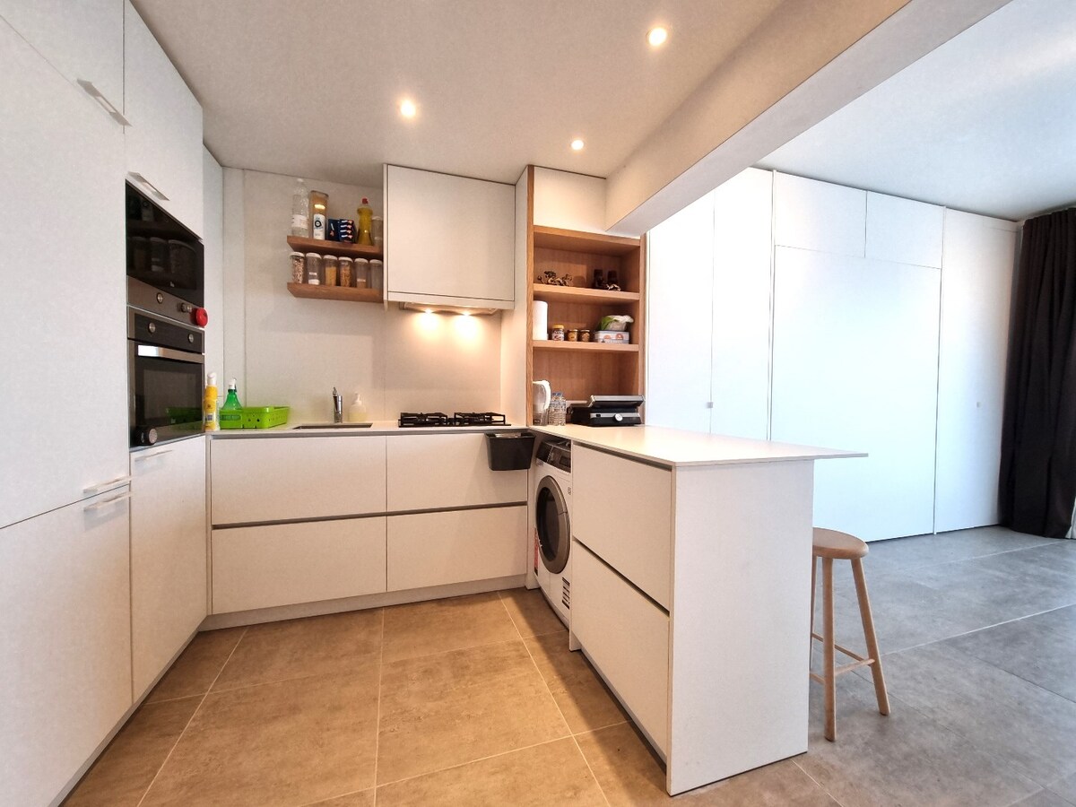 Volledig op maat ingerichte studio aan de Rederskaai - Zeebrugge 