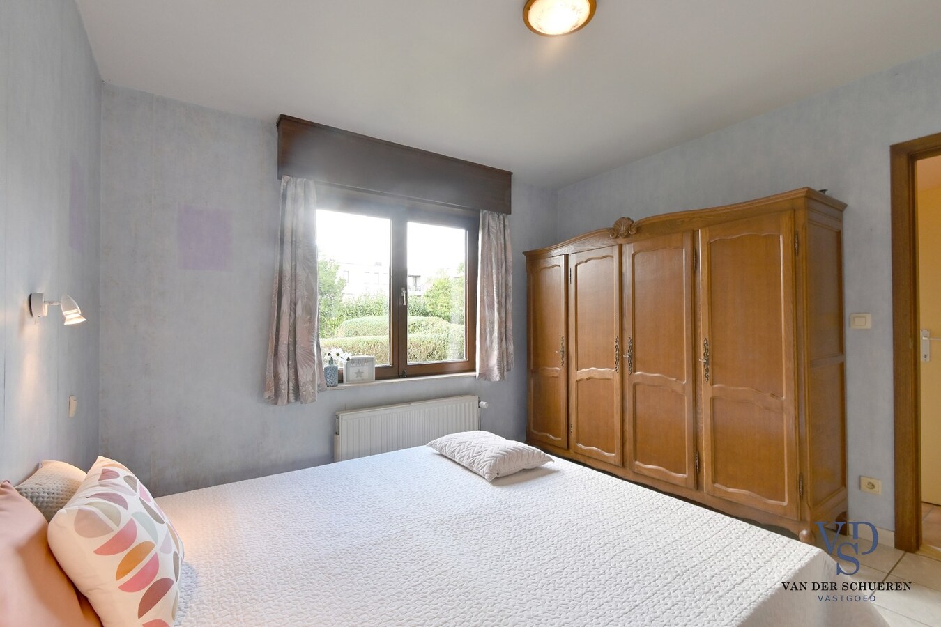 Tijdloze bungalow in een residentiële verkaveling 