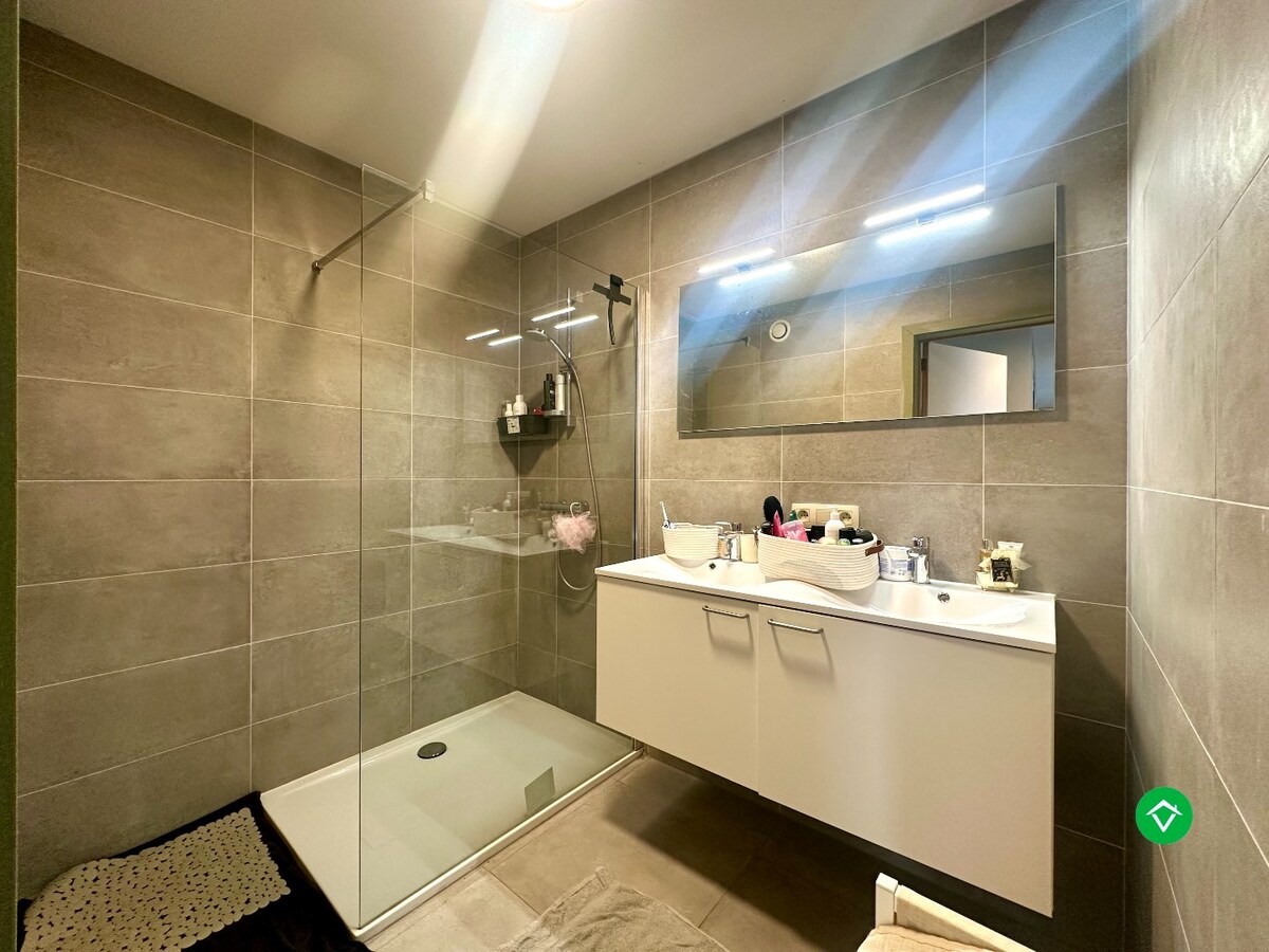 Recent nieuwbouwappartement met 2 slaapkamers te Ichtegem 