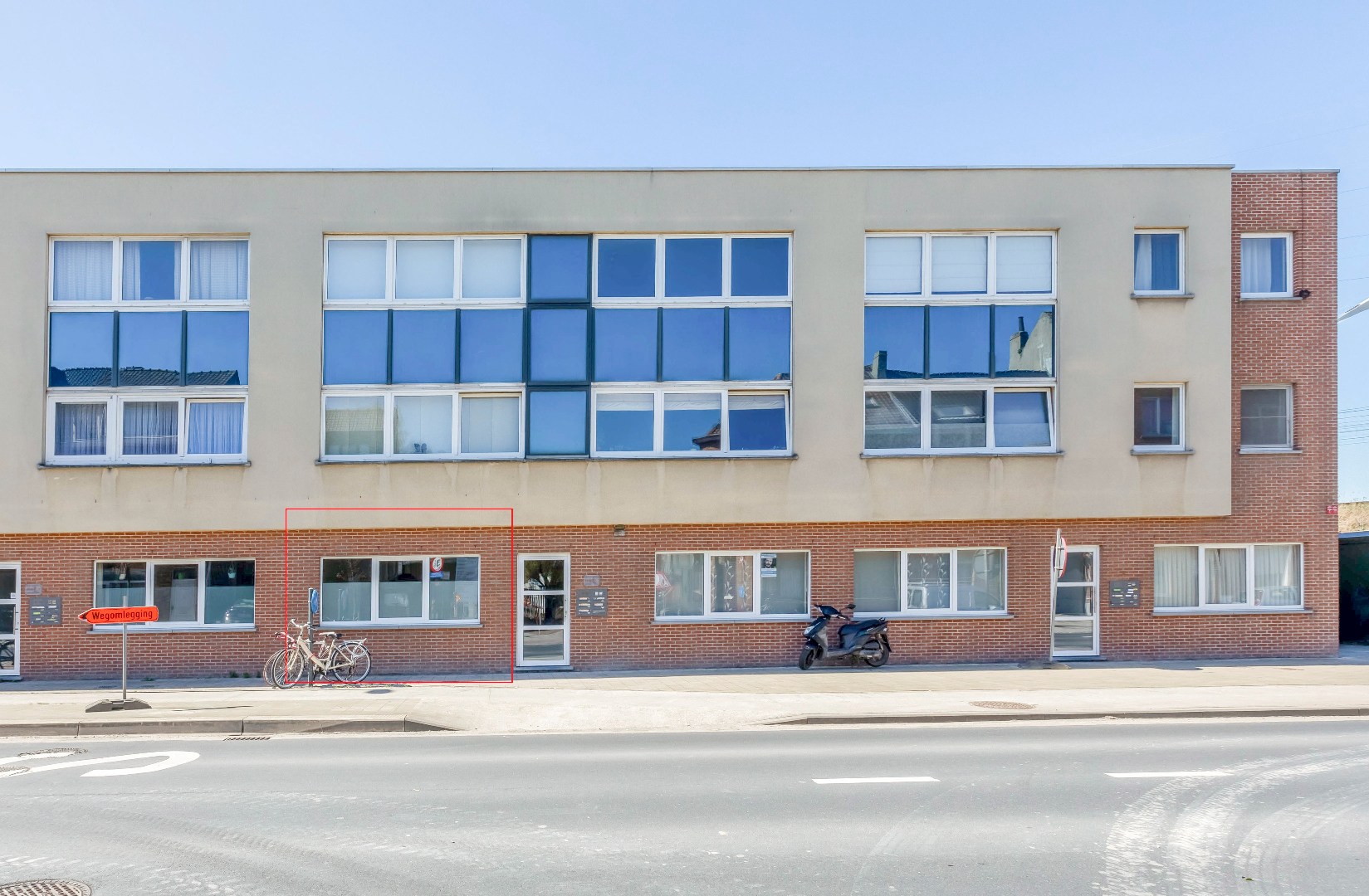 Comfortabel gelijkvloers 1slp. app. nabij het centrum van Sint-Amandsberg 