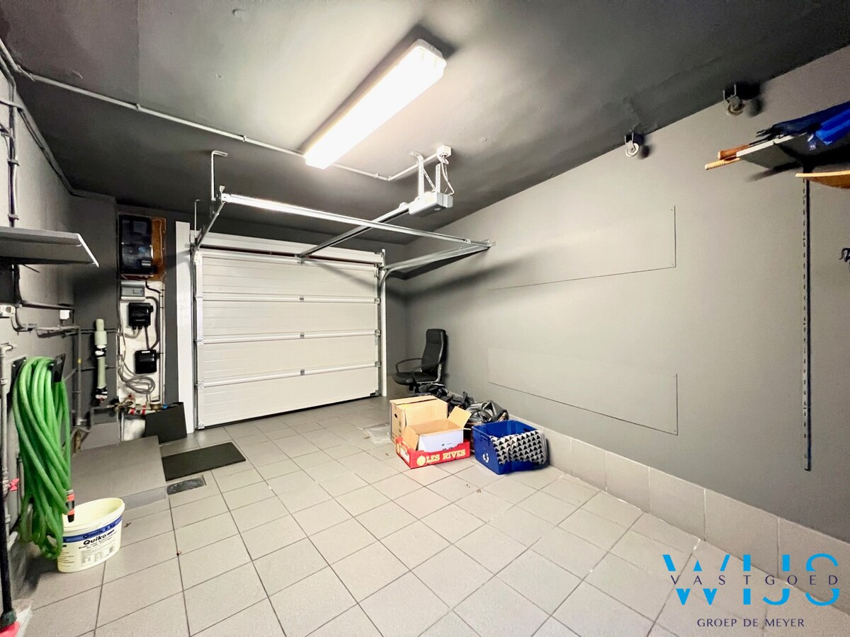 Instapklaar en gezellig woonhuis in hartje Ertvelde ! 