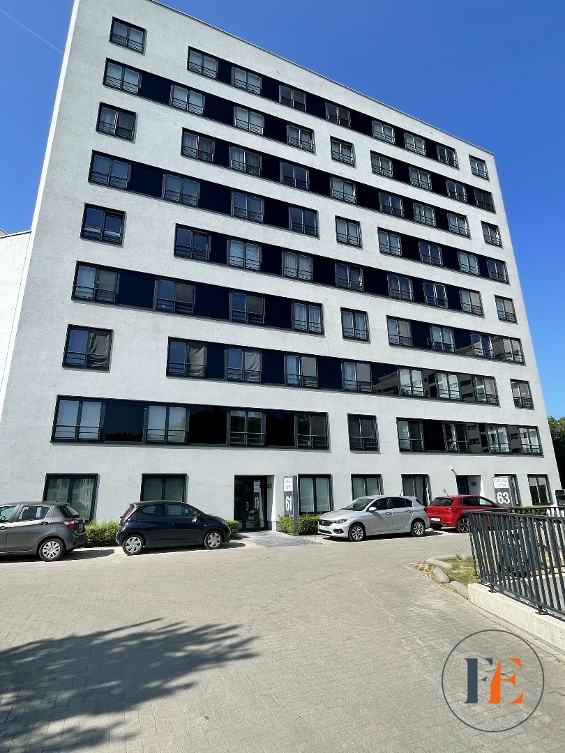 Appartement  2slpk, met garage, terras en zicht op het water. 