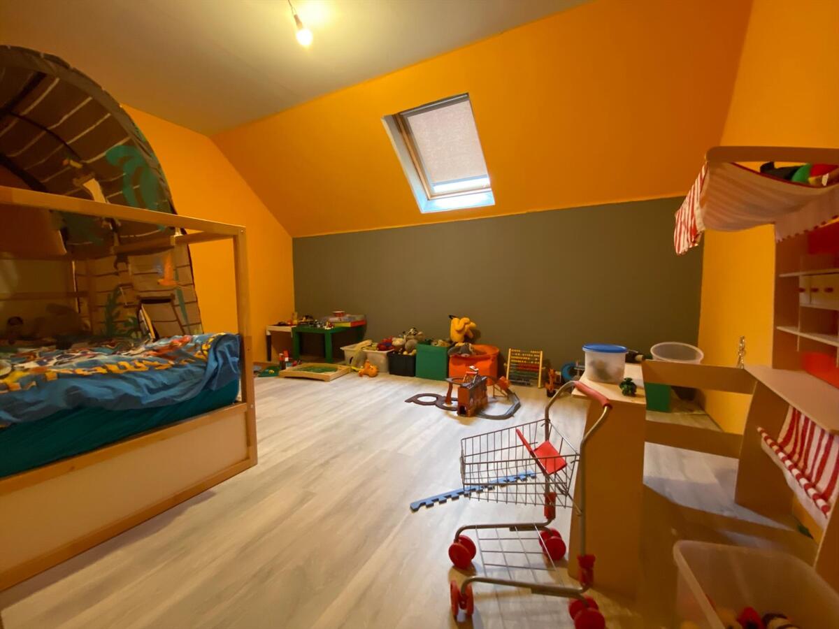 Alleenstaande woning met opslagruimte te Koekelare 