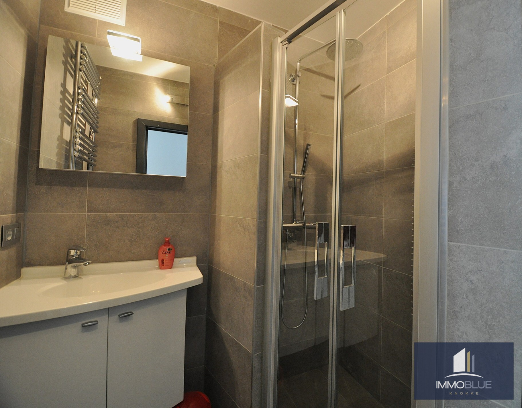 Exclusief: instapklare penthouse met een ruim zonnig terras. 