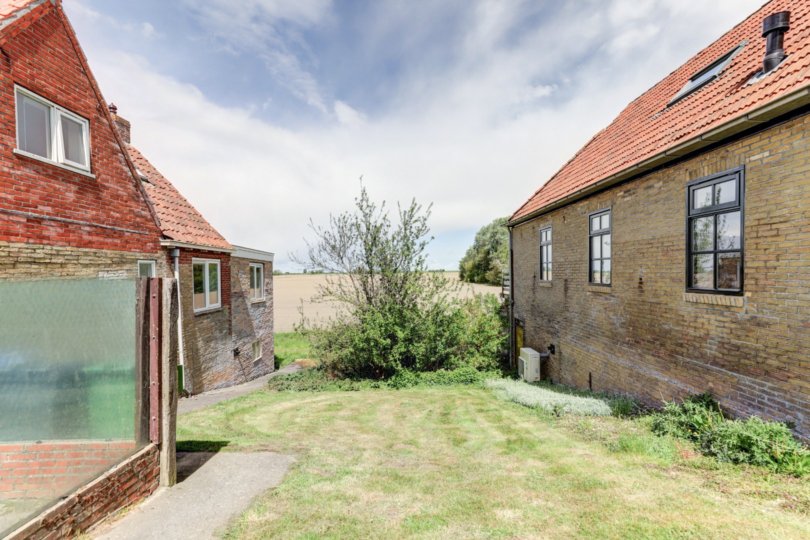 Dijkwoning te koop in St.-Annaparochie