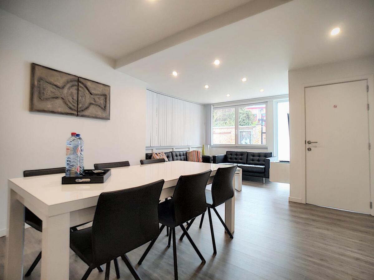 Zeer leuk, volledig gerenoveerd appartement - Heist 