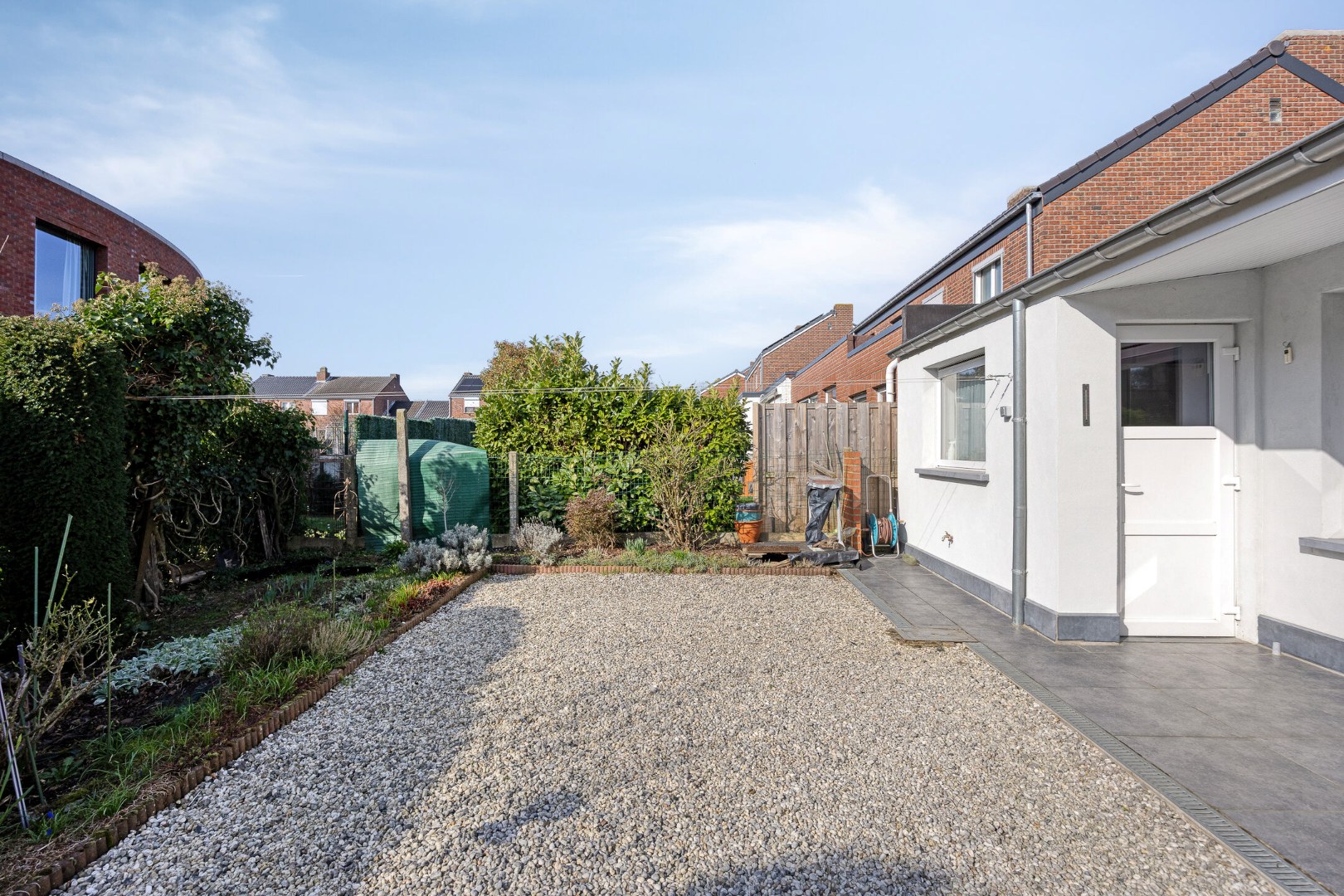 Gerenoveerde halfopen woning met 3 slaapkamers, garage en tuin – 1652 ALSEMBERG 