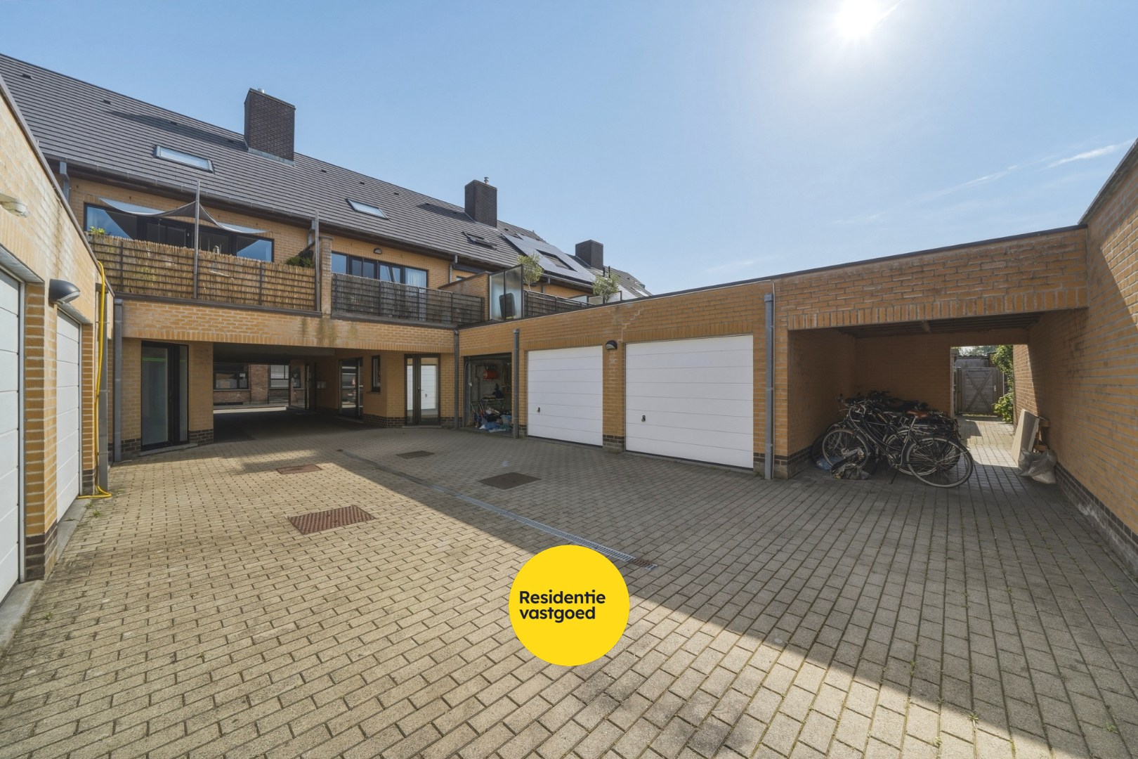 Instapklare energiezuinige woning met 4 slaapkamers, zonnige tuin en garage in Ettelgem 