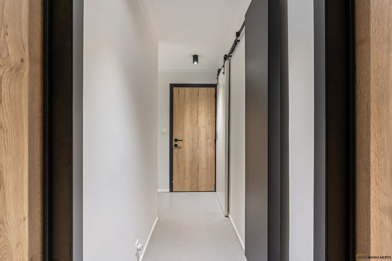 Ruime woning met 4 slaapkamers 