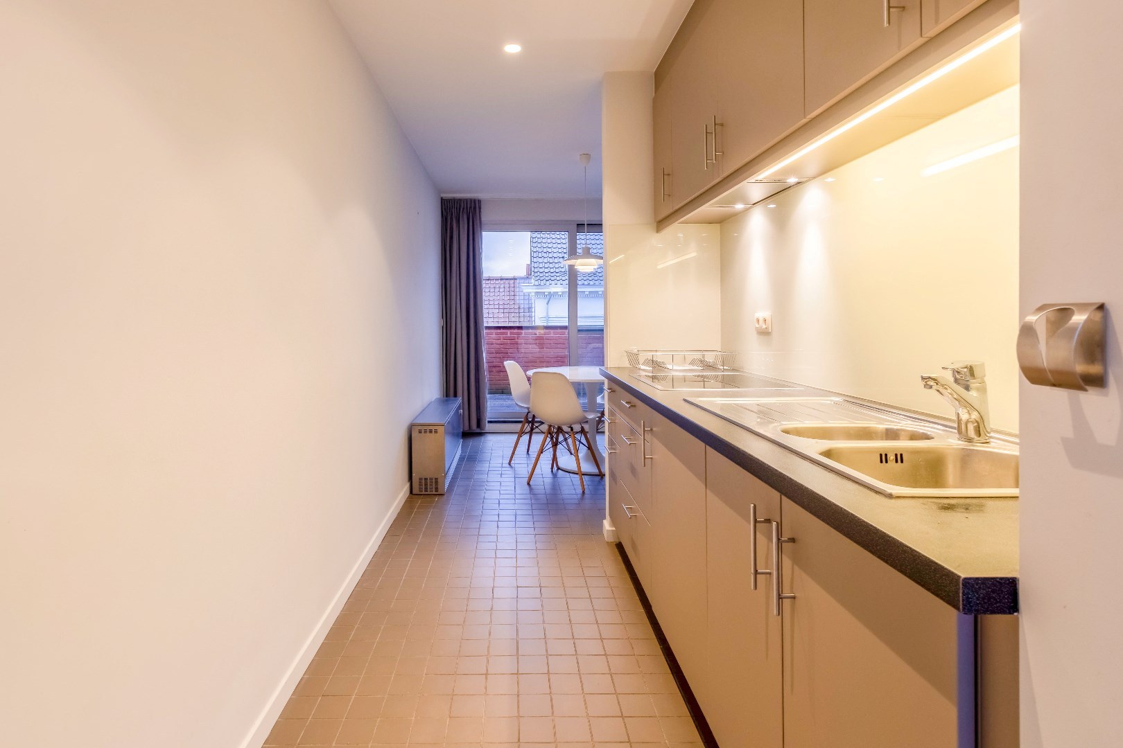 Gemeubeld duplex-appartement met terras 