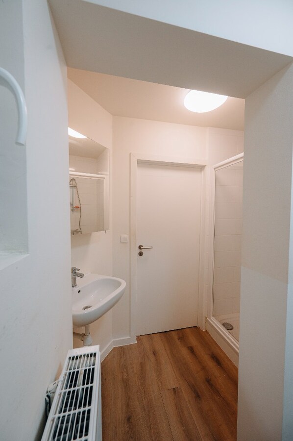 Volledig gerenoveerd 1-slaapkamerappartement op centrale locatie nabij centrum 