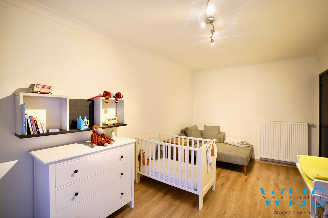 Instapklare gezinswoning in het toffe centrum van Assenede ! 