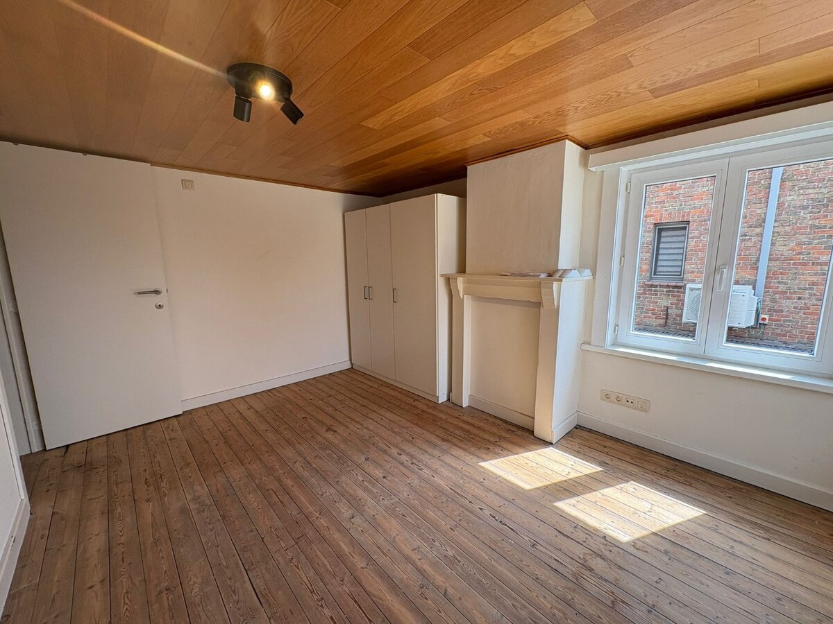 Woning met 2 slaapkamers en garage te Koekelare 