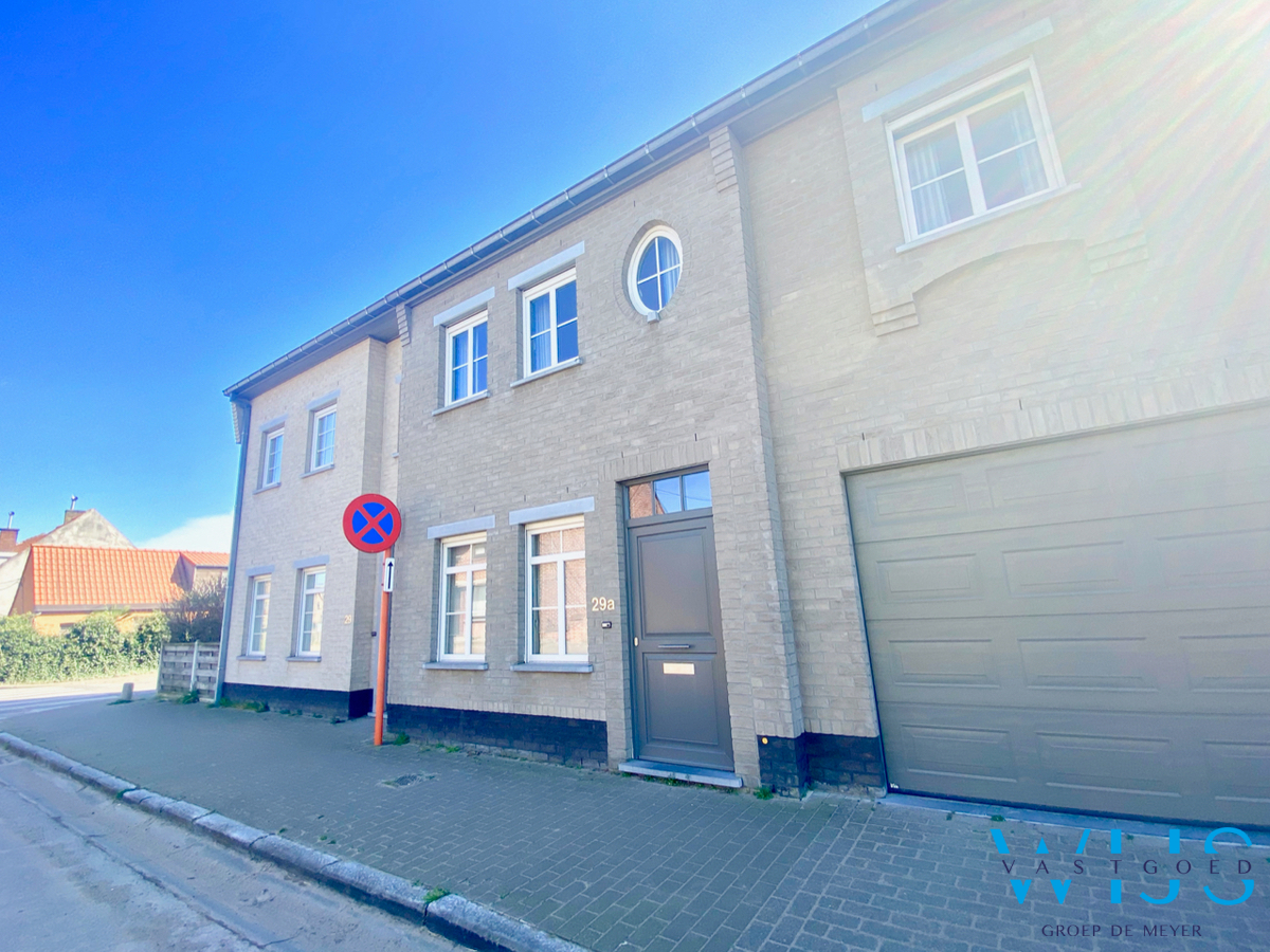 Prachtig woonhuis met 5 slaapkamers &amp; tuin te SLEIDINGE! 