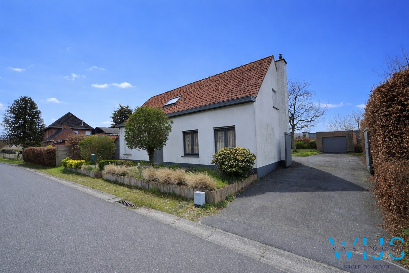 Tof woonhuis met 3 slaapkamers &amp; zuidgerichte tuin te ERTVELDE ! 