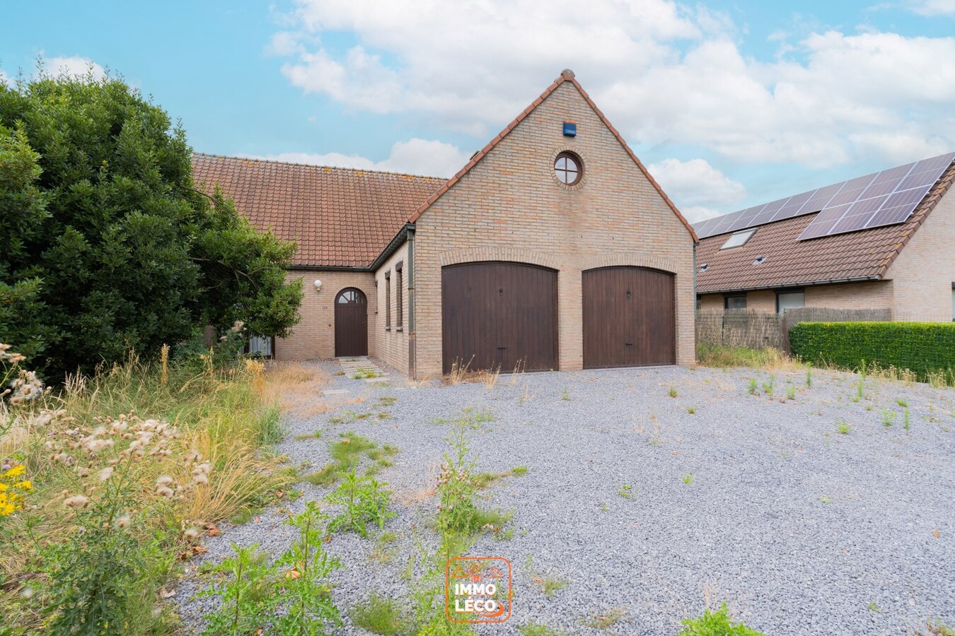Villa semi "Plain-Pied" avec 2 garages, sur une parcelle de 759m², TOP POTENTIEL ! 