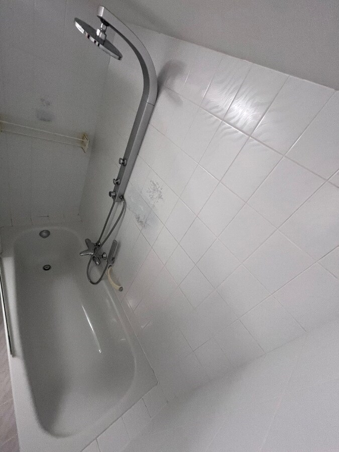 Bijzonder goedgelegen, ruim 3-slaapkamer-appartement met riant zonneterras 