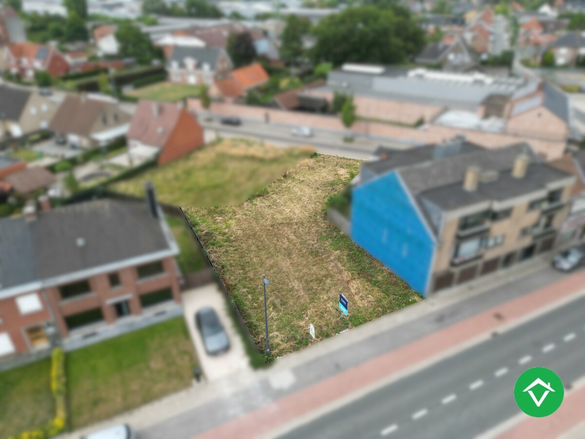 Bouwklare grond (591 m²) voor open of halfopen bebouwing te Izegem 