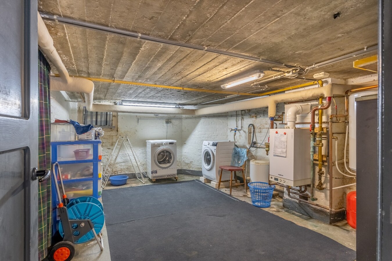 Ruime woning met tuin, garage en 3 slaapkamers. 