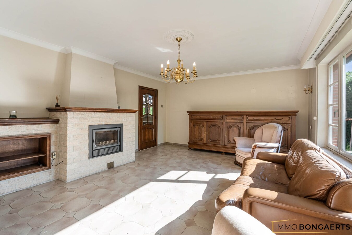 Rustig gelegen woning op een groot perceel 